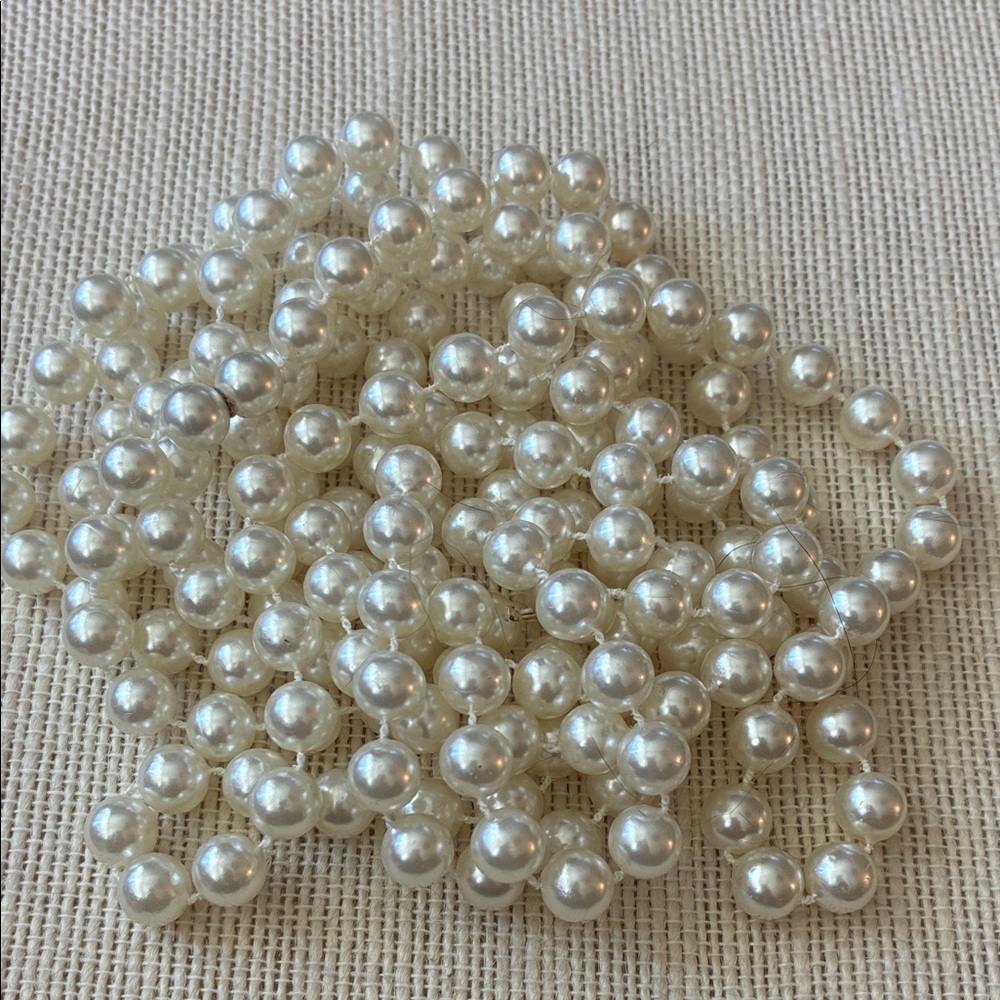 Vintage faux 7mm Pearl Necklace